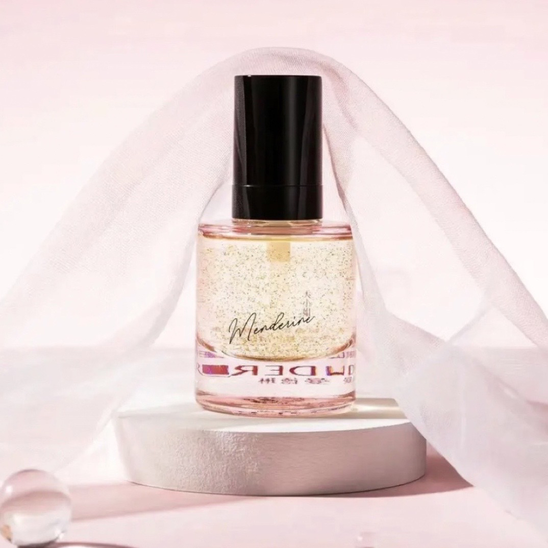 曼德琳山茶花护发精油养发亮泽柔顺修护秀发滋养升级留香抚平毛躁