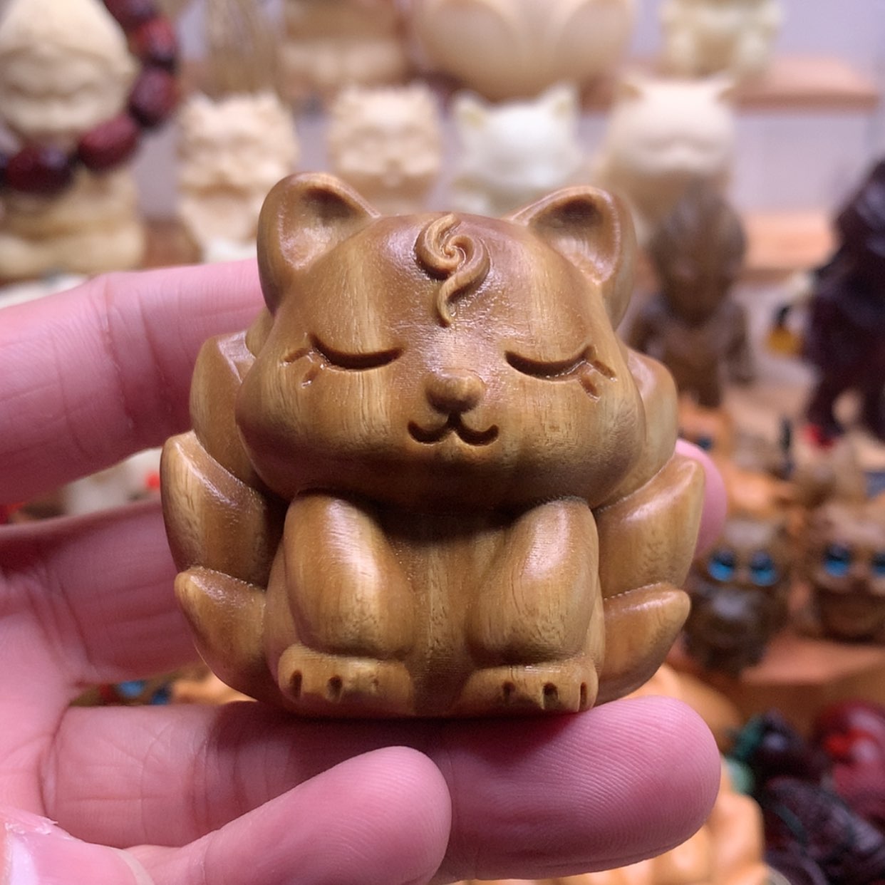 【闪购商品】檀木九尾