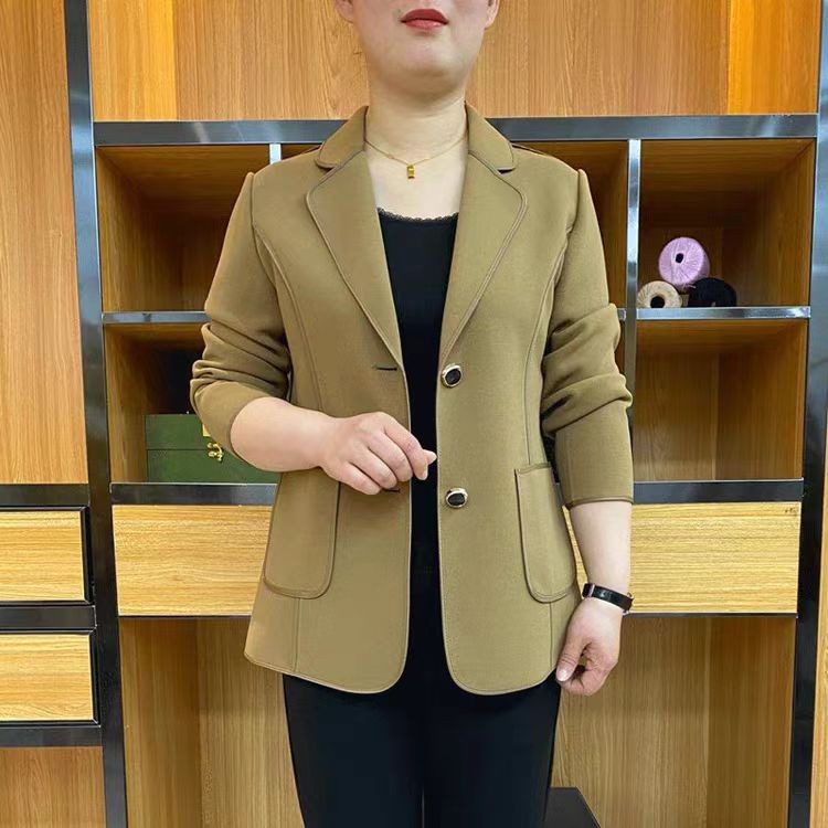 新款2025春秋女士时尚妈妈装纯色小西装气质外套西服大码上衣