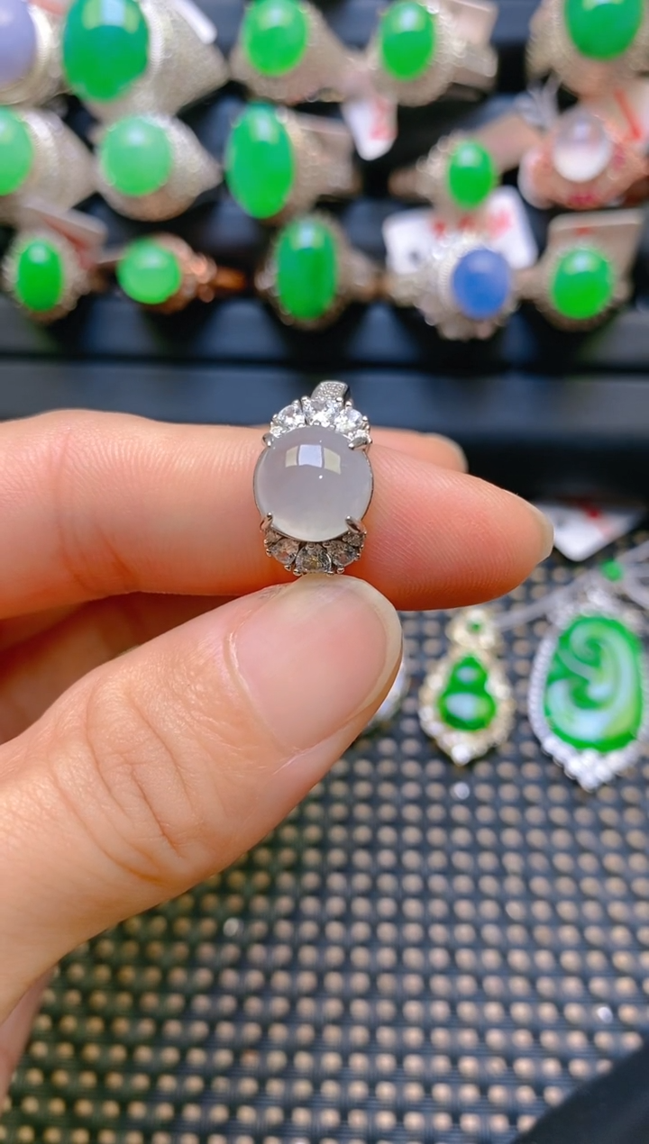 【闪购商品】翡翠戒指银S925镶嵌天然a货翡翠