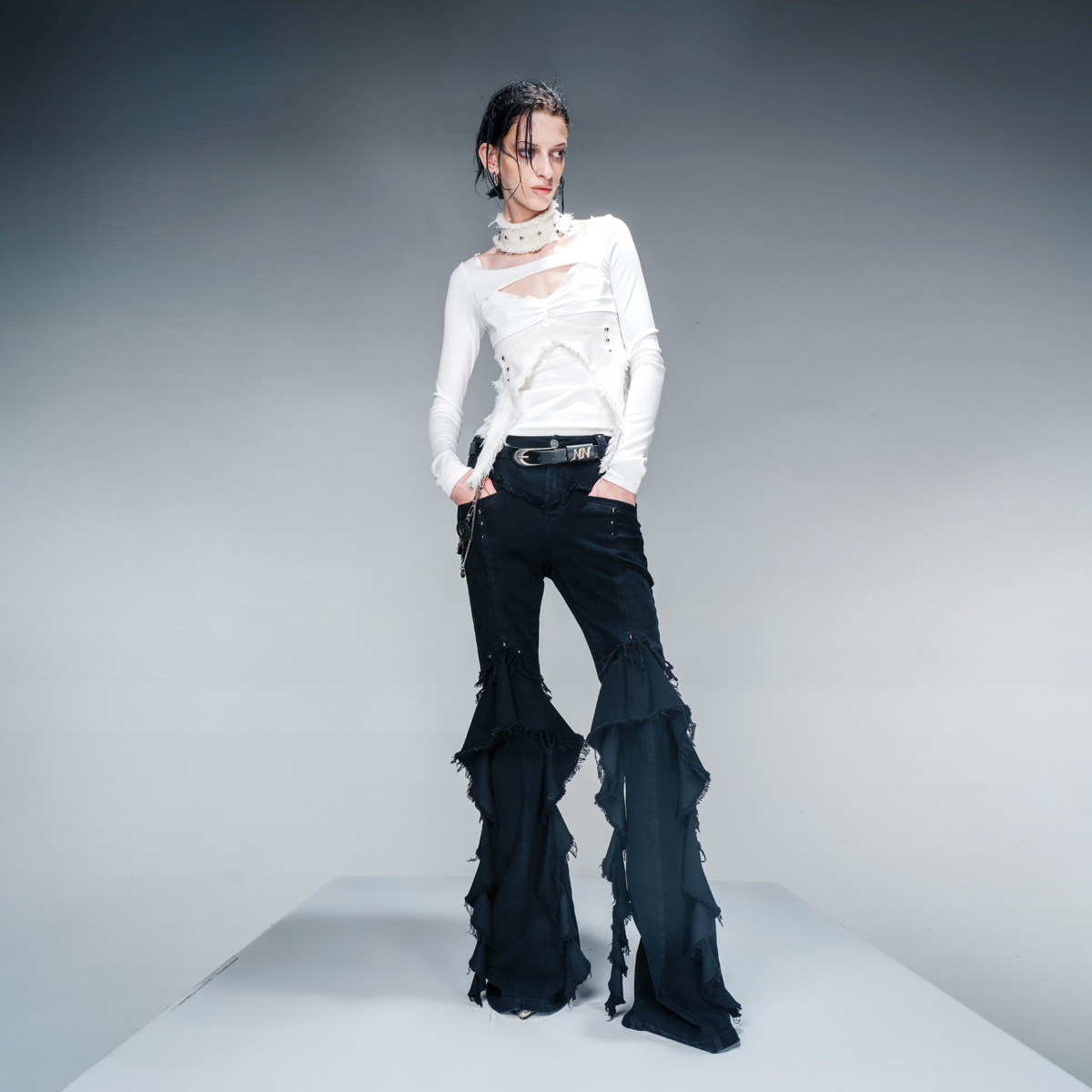 NN-NORTH NODE “成蝶的佐证” 针织拼咔叽布毛边打底衫上衣