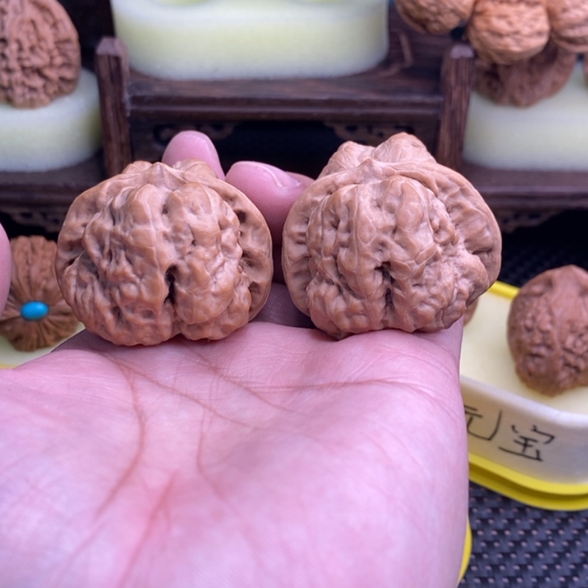 【闪购商品】文玩核桃吊坠大**張