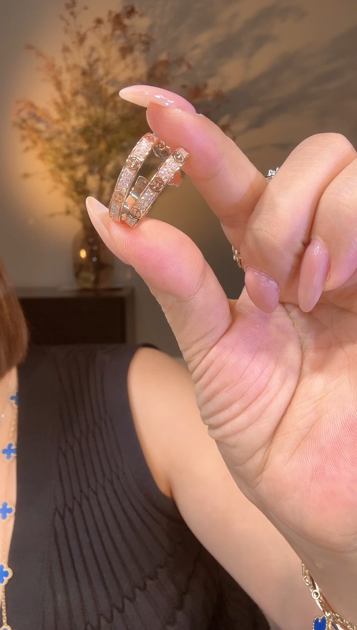 【闪购商品】钻石耳扣18K金镶嵌满天星耳扣