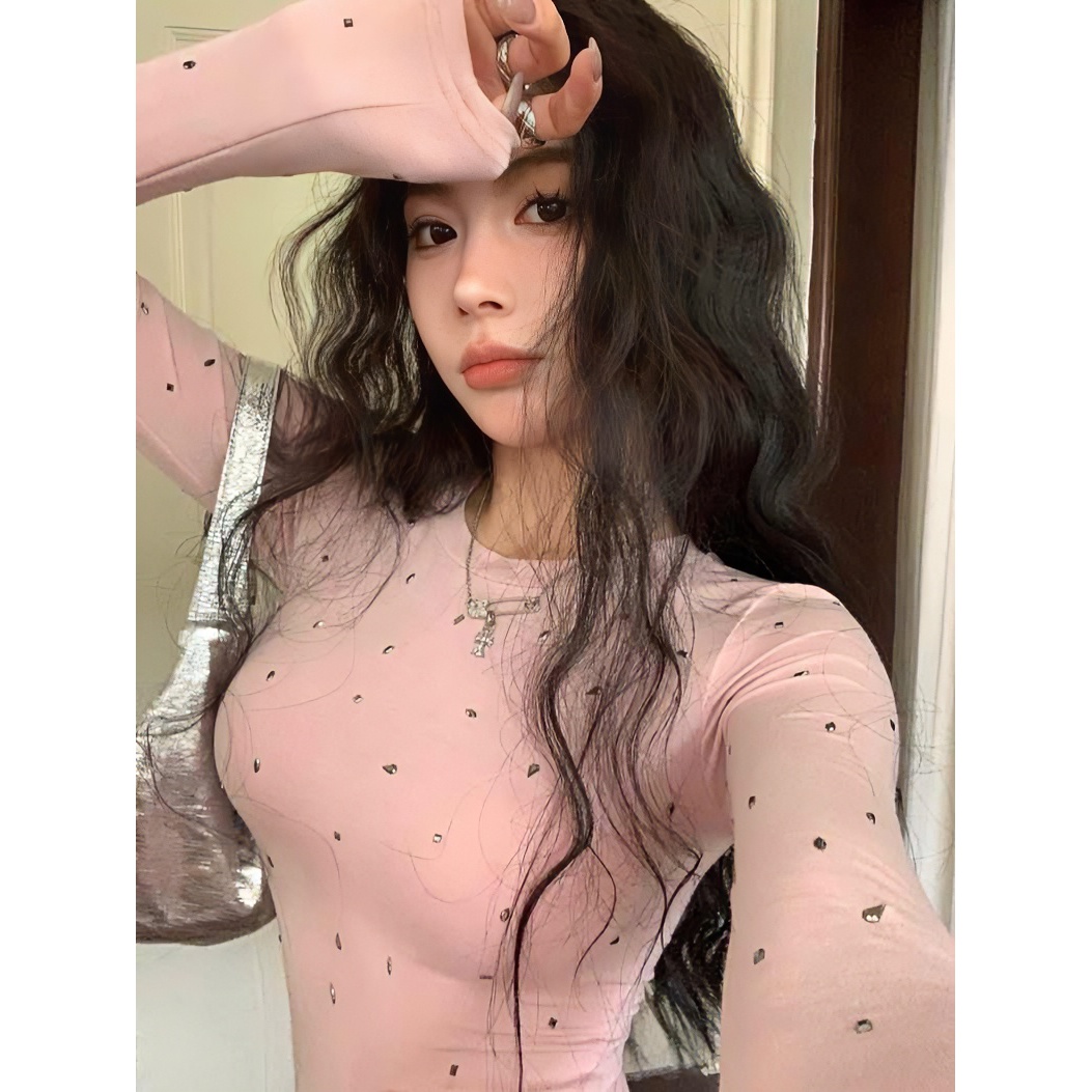 纯欲风镶钻圆领长袖T恤女春季新款修身显瘦内搭打底粉色小众上衣