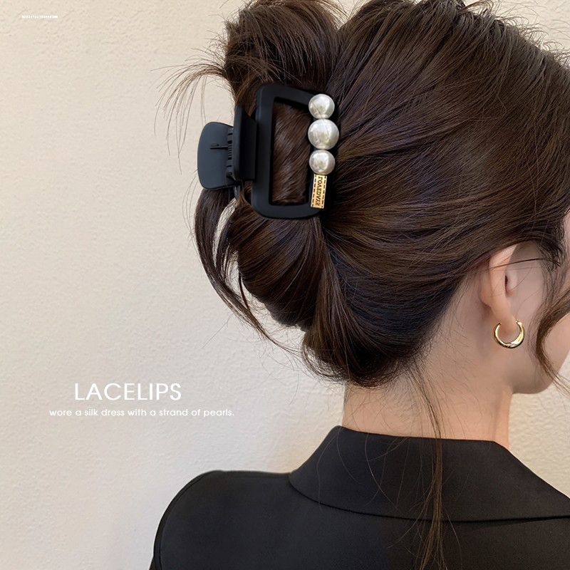 气质发量珠珠磨砂小抓夹盘发头饰夹子时尚新款精致发卡百搭小众