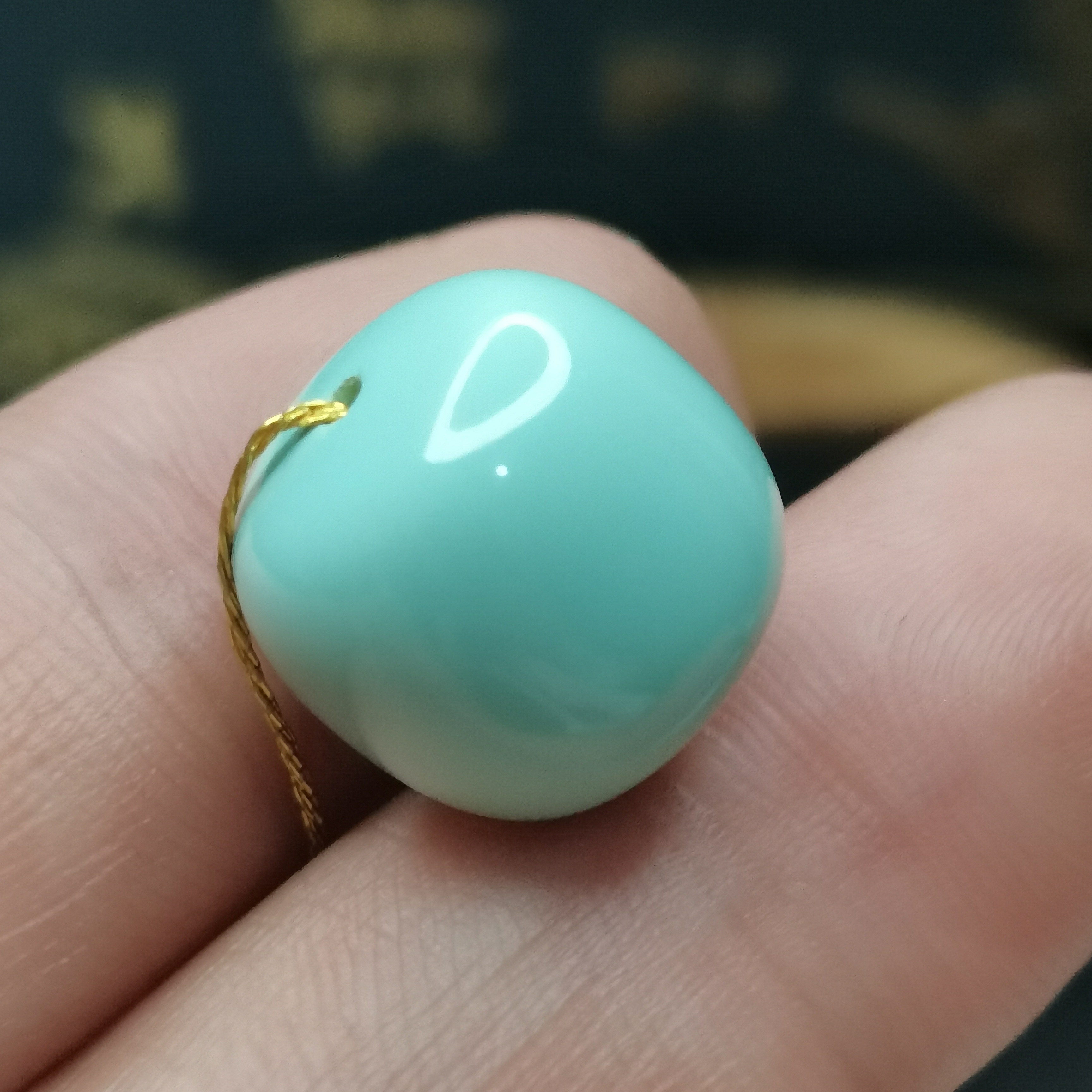 天然原矿绿松石老型珠13.8*12.7重3.63克高瓷高色地大质检