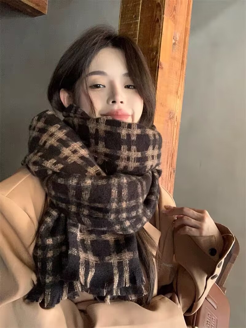 2025新款秋冬季仿羊绒格子围巾学生保暖百搭情侣礼物韩版男女围脖