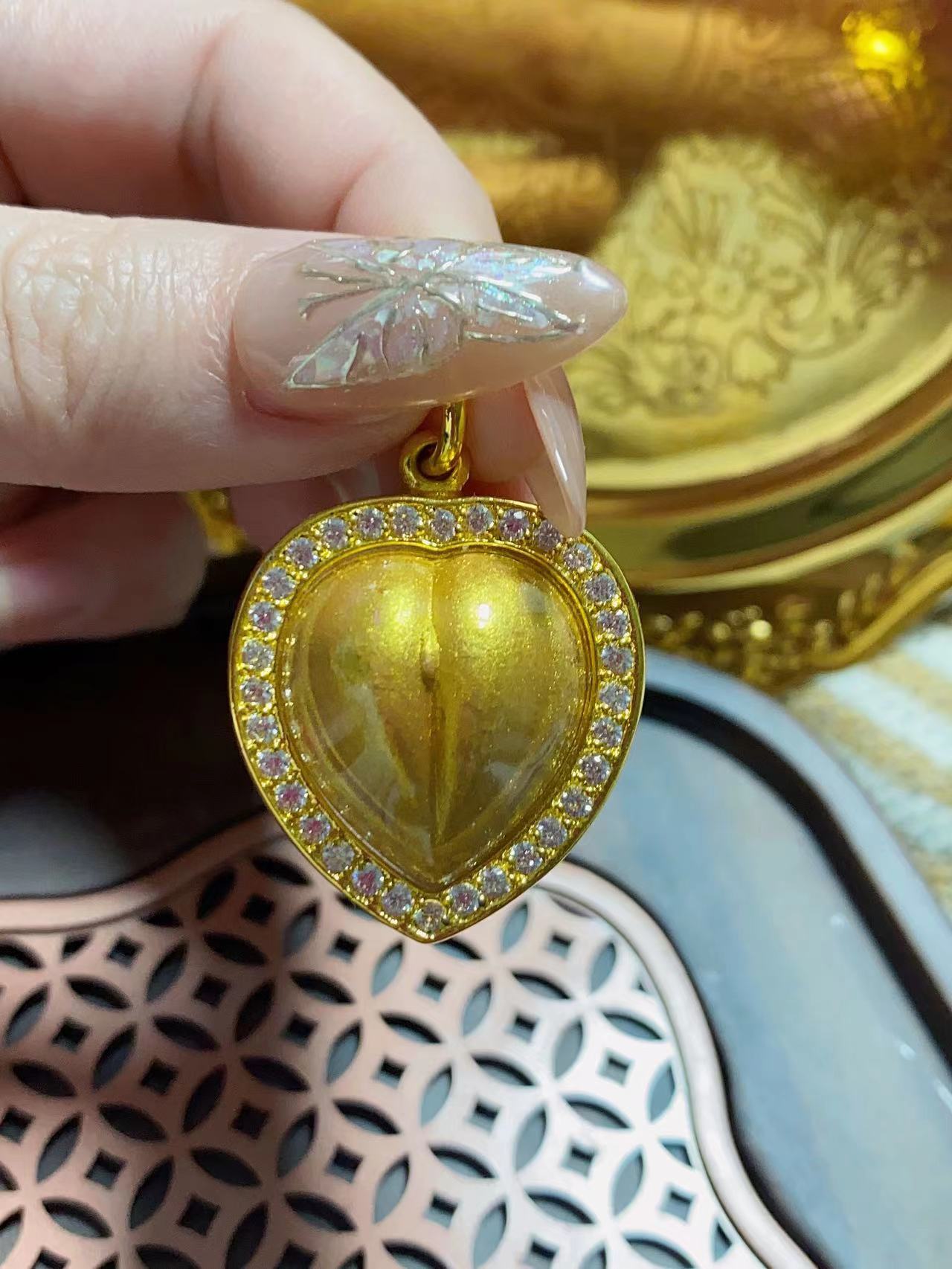 合金婚庆饰品 泰美美圣水桃心金色吊坠