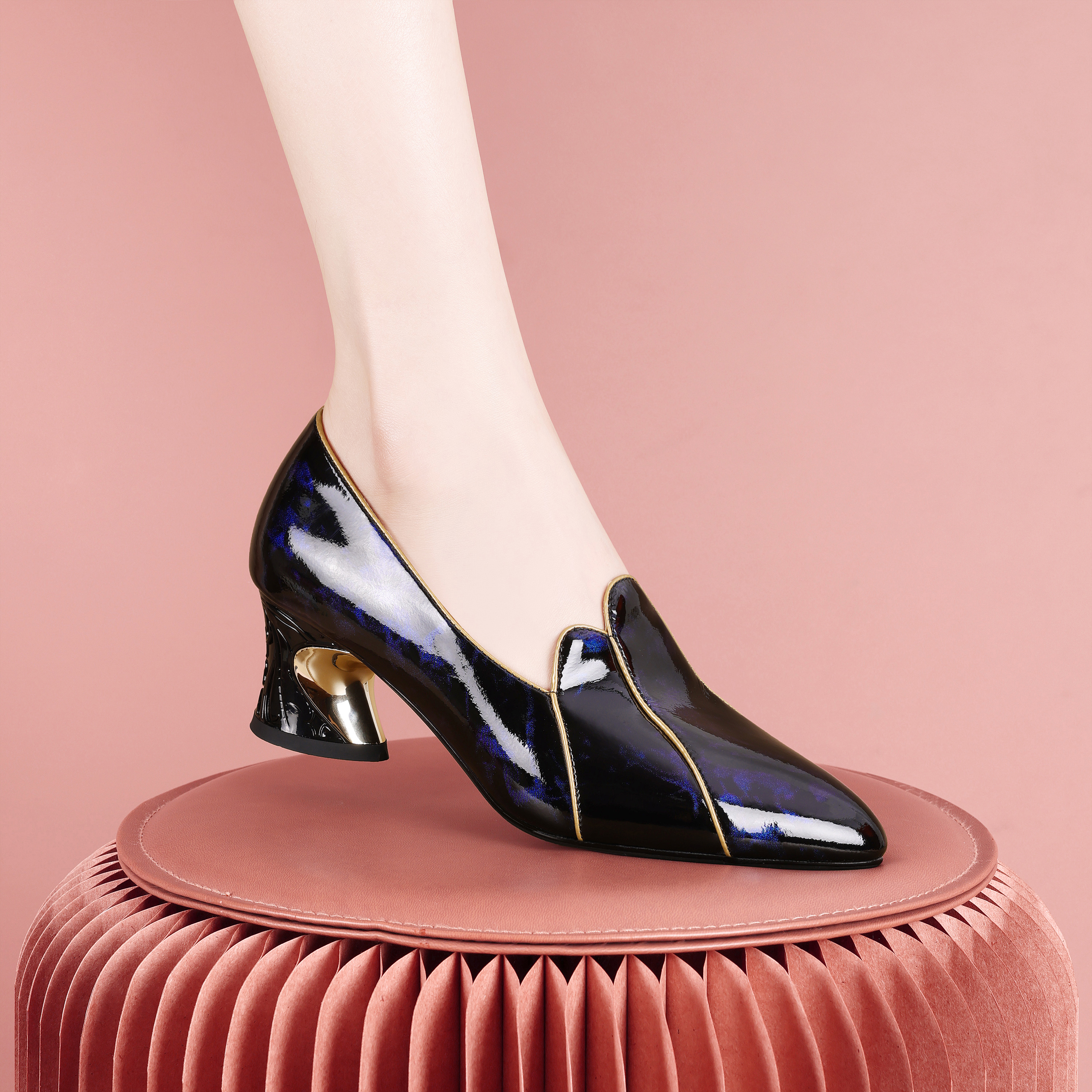 梵芮诗2024年新款春夏季尖头时尚简约气质粗跟低跟女单鞋-J1034