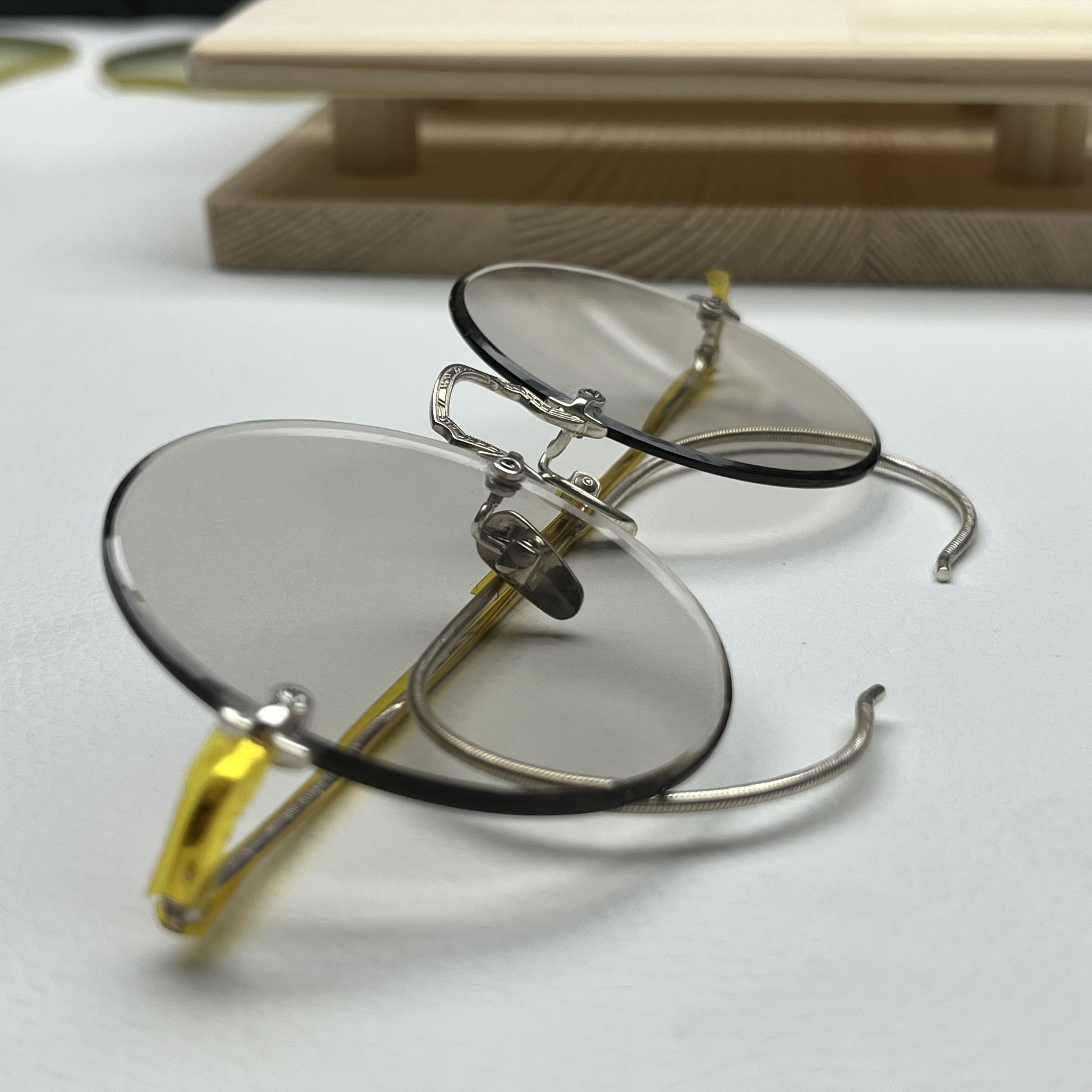 纯银复古平板圆天然水晶石头镜