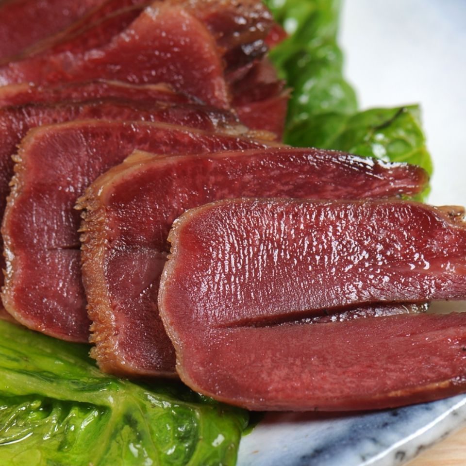 【现称舌头】恩施高山农村烟熏腊舌头