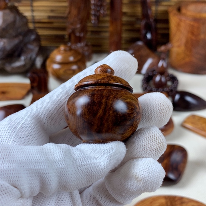 黄花梨/降香黄檀品香罐