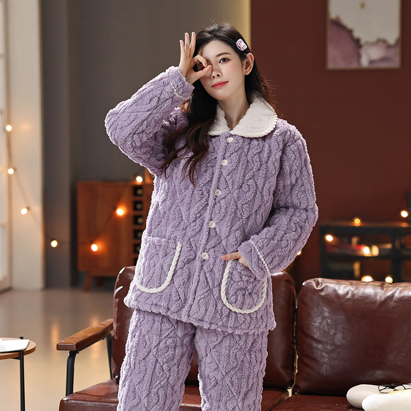 睡衣女冬季珊瑚绒加厚加绒三层夹棉超厚大尺码可外穿冬天家居服套