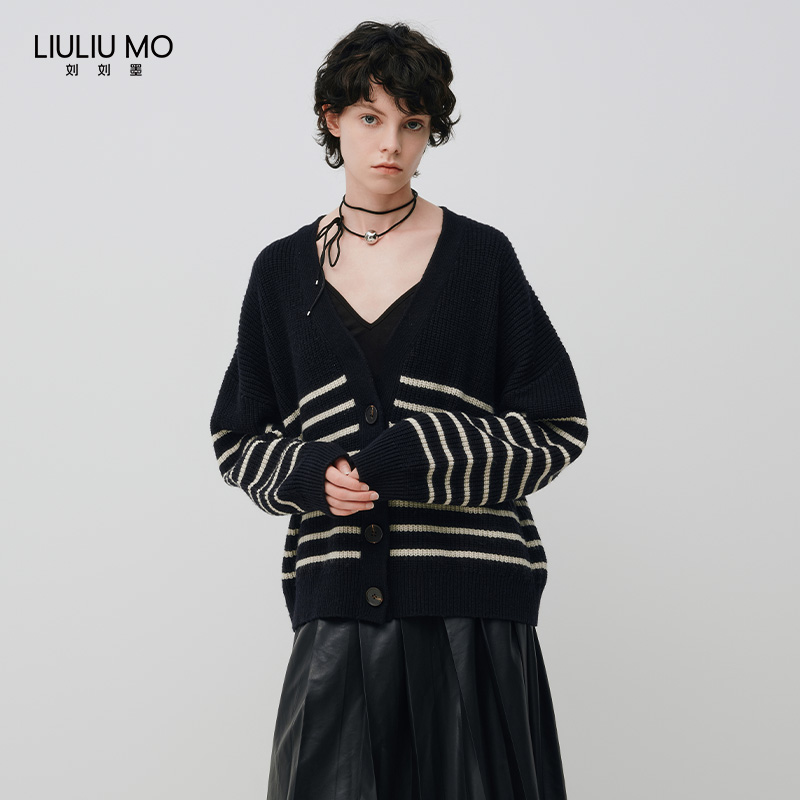 刘刘墨百搭设计感小众宽松显瘦复古撞色时尚针织黑白条纹外套上衣