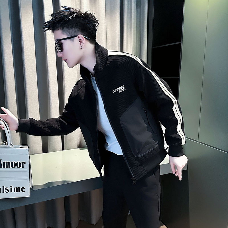 男士外套春秋季2025新款高级感痞帅潮牌男装外衣条纹休闲立领夹克