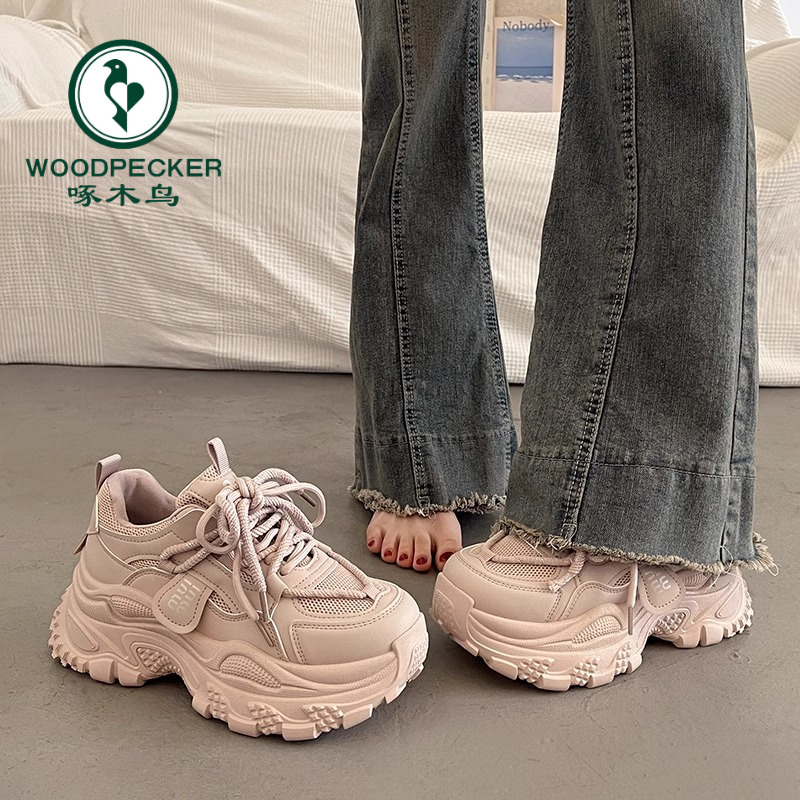 啄木鸟显脚小厚底老爹鞋女春秋季增高2025新款爆款白色休闲运动鞋