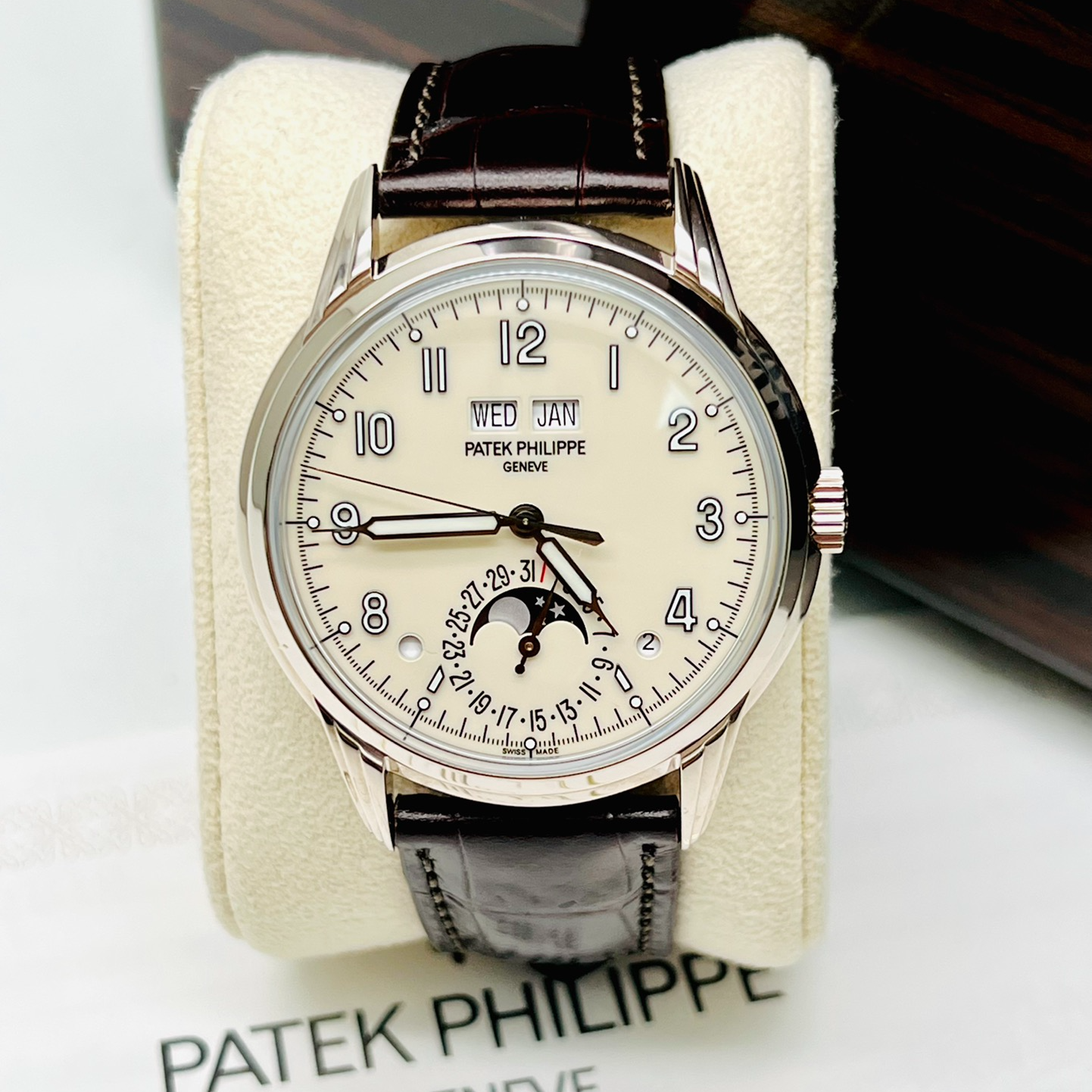 99新 Patek Philippe/百达翡丽 2021年11月全套pp5320G-001