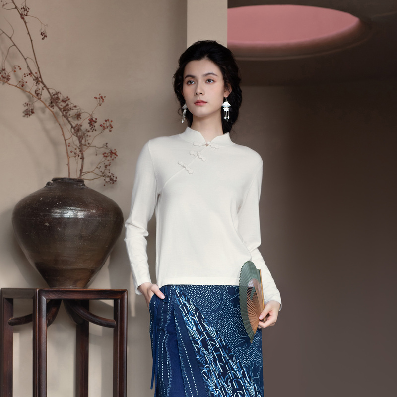 【新中式盘扣羊毛衫 】生活在左秋冬新款打底绣花套头毛衣1924178