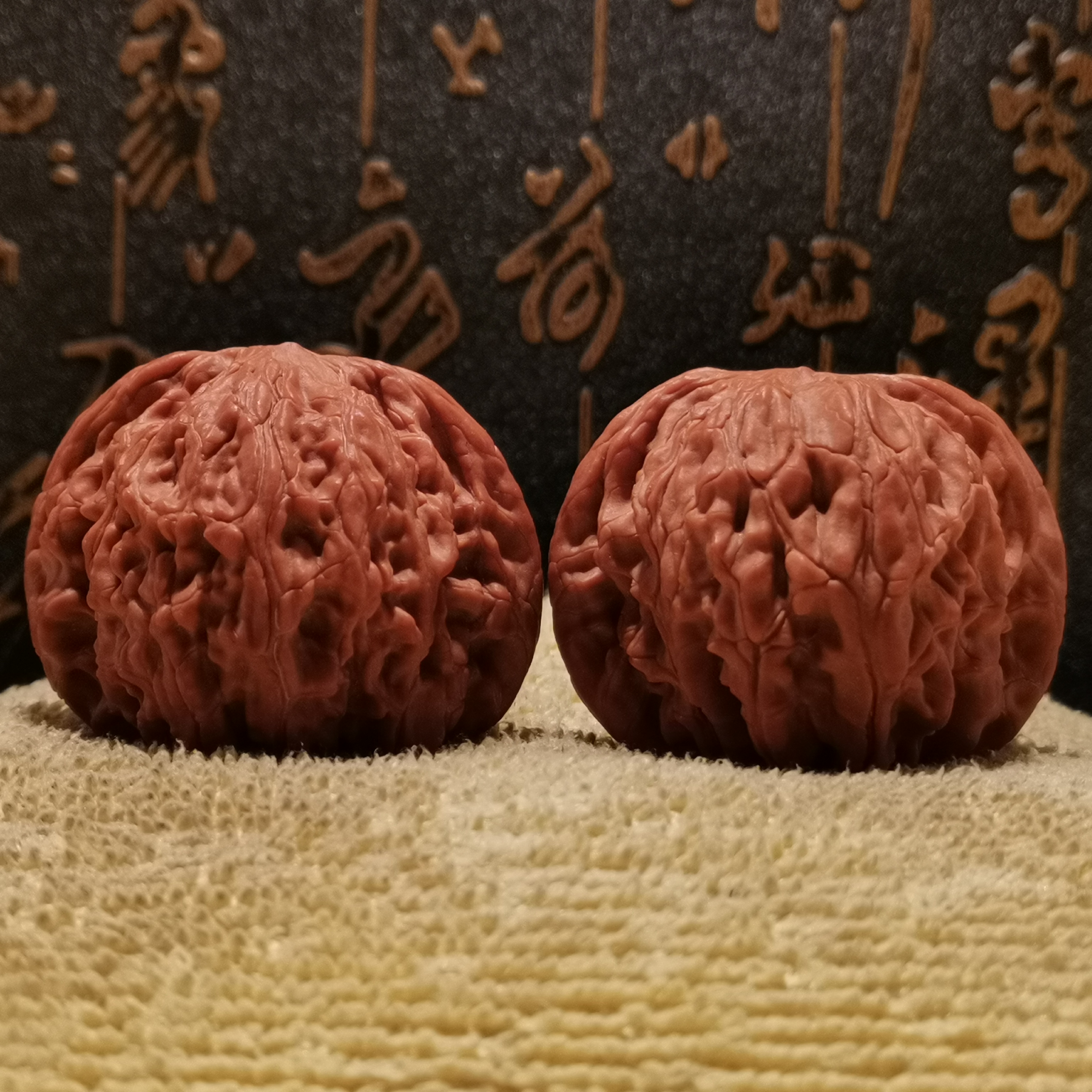 精品磨盘狮子头文玩核桃骨质太棒皮色太好全品无修配对精美