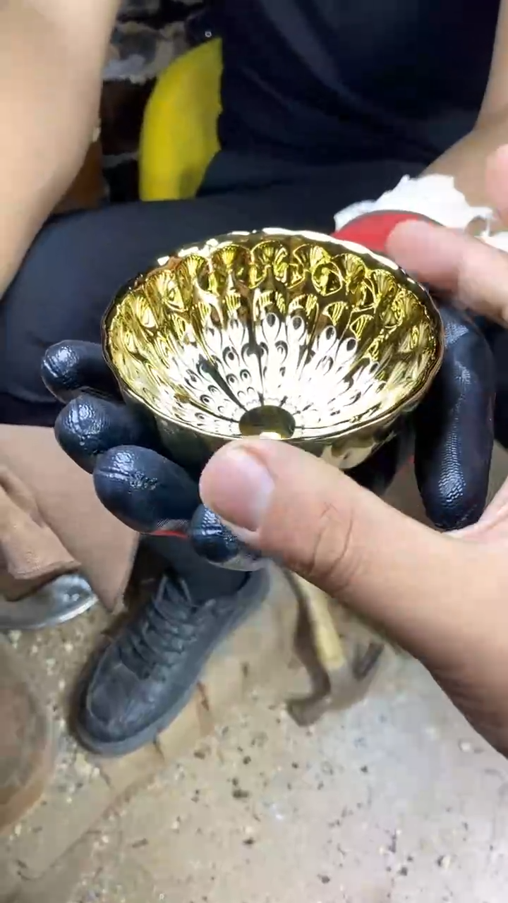 【闪购商品】陶瓷金孔雀开屏 A 平口（配礼盒证书）