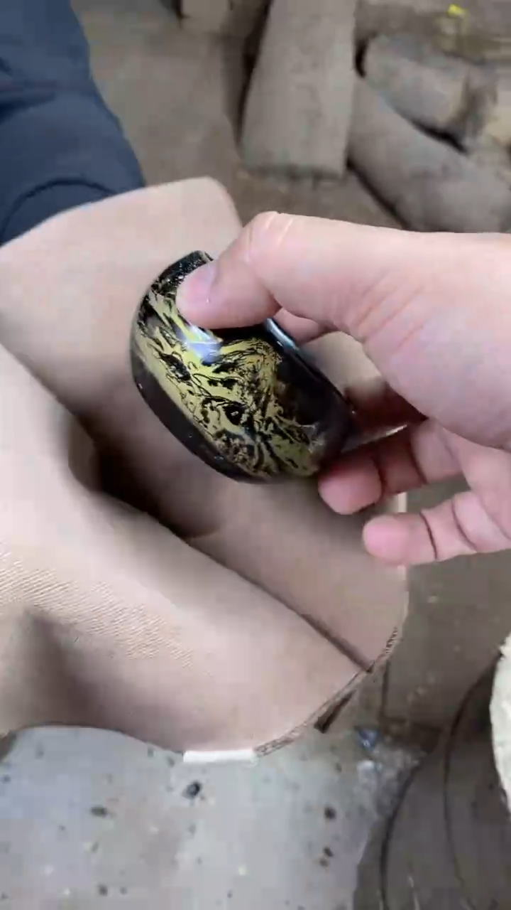 【闪购商品】陶瓷乌金木叶 千里江山 A