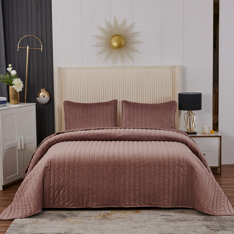 【熊宝】出口俄罗斯原单丽丝绒大床盖三件套