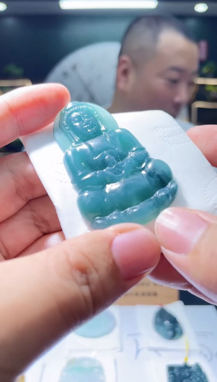 【闪购商品】定制翡翠未镶嵌1-毛货挂件需要抛光