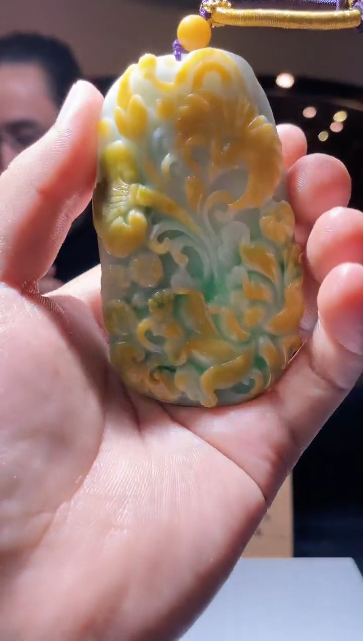 【闪购商品】定制翡翠未镶嵌74-毛货挂件需要抛光