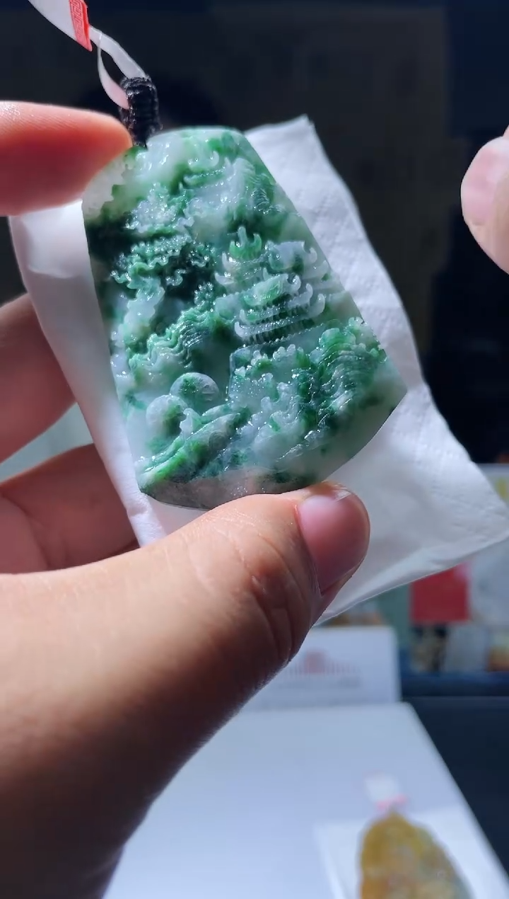 【闪购商品】定制翡翠未镶嵌14-毛货挂件需要抛光