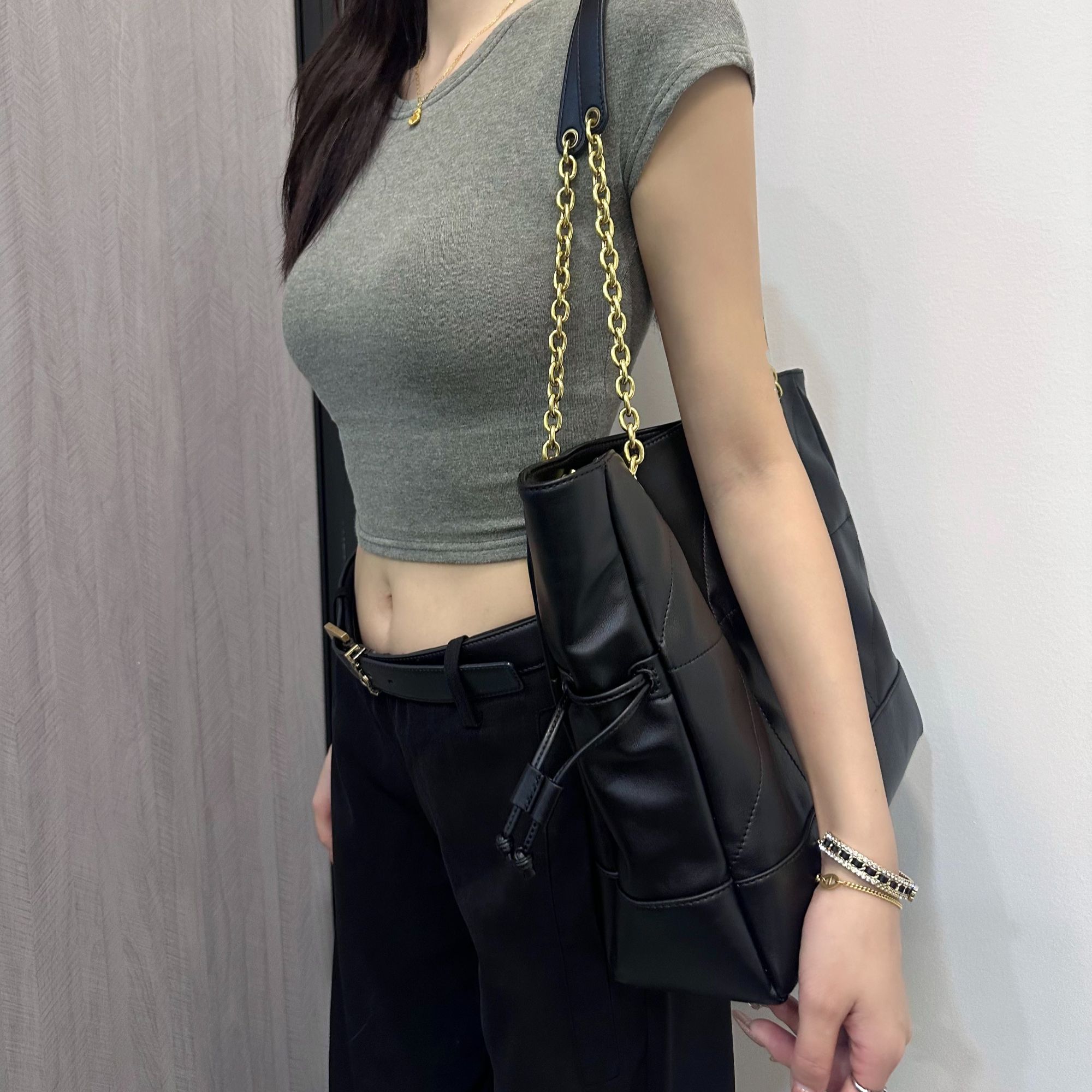 【20号】H2024年新款通勤高级时尚潮流气质单肩斜挎托特包百搭