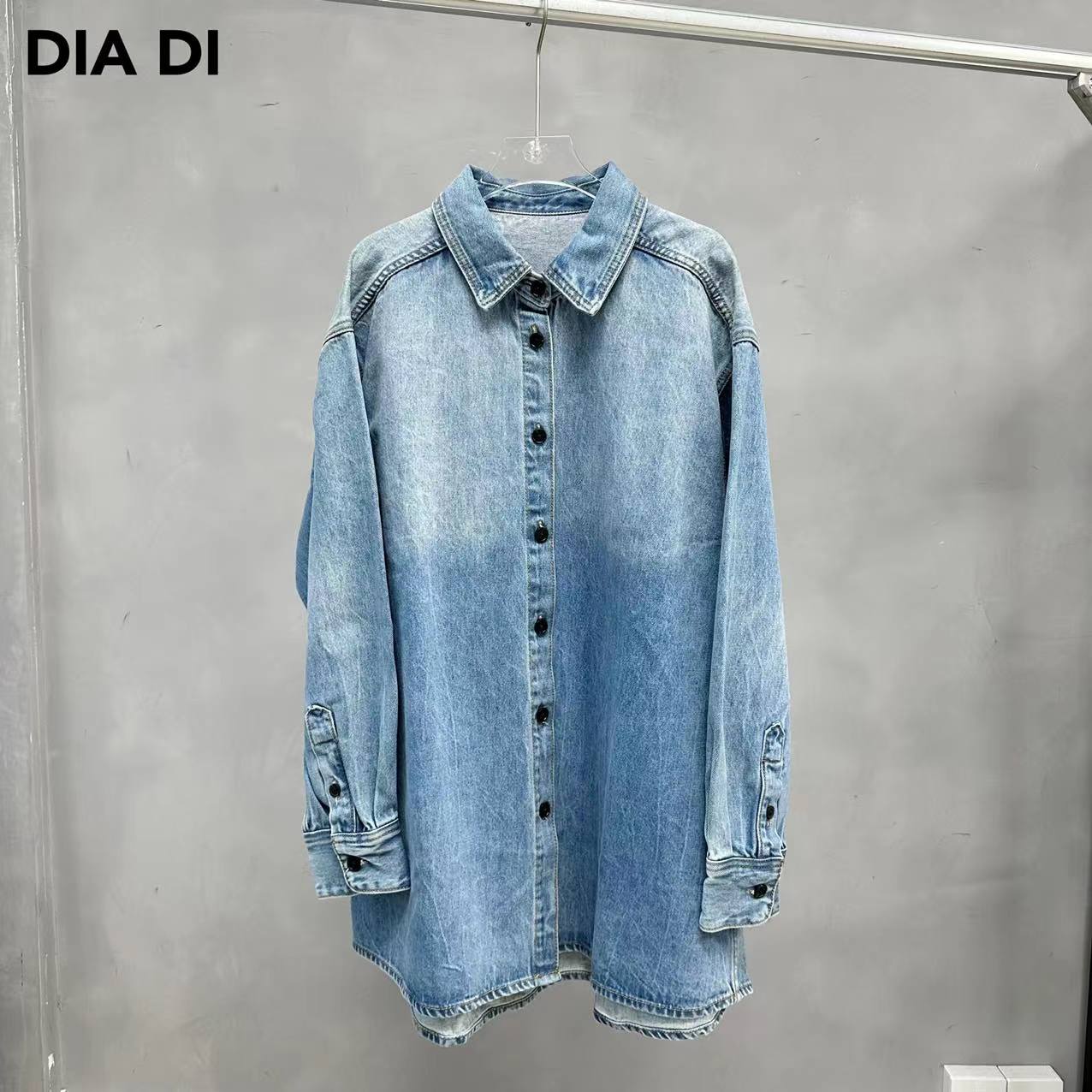 D STUDIO 蓝色纽扣牛仔外套 D1195