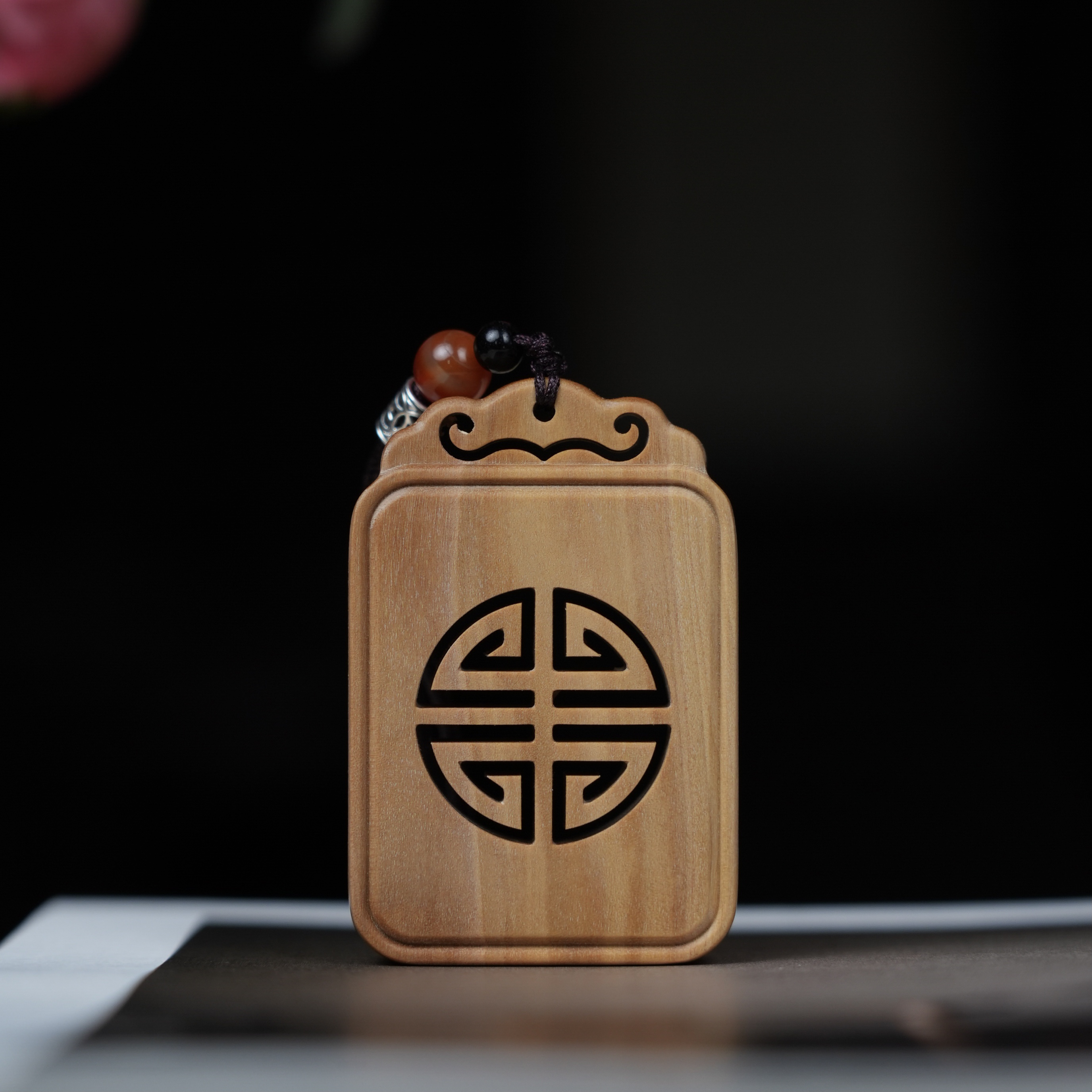 印度老山檀香【福字】镂空雕刻461无事牌