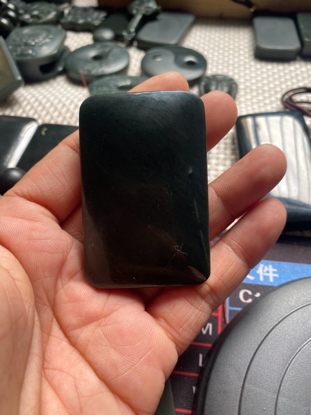 和田玉青玉无事牌