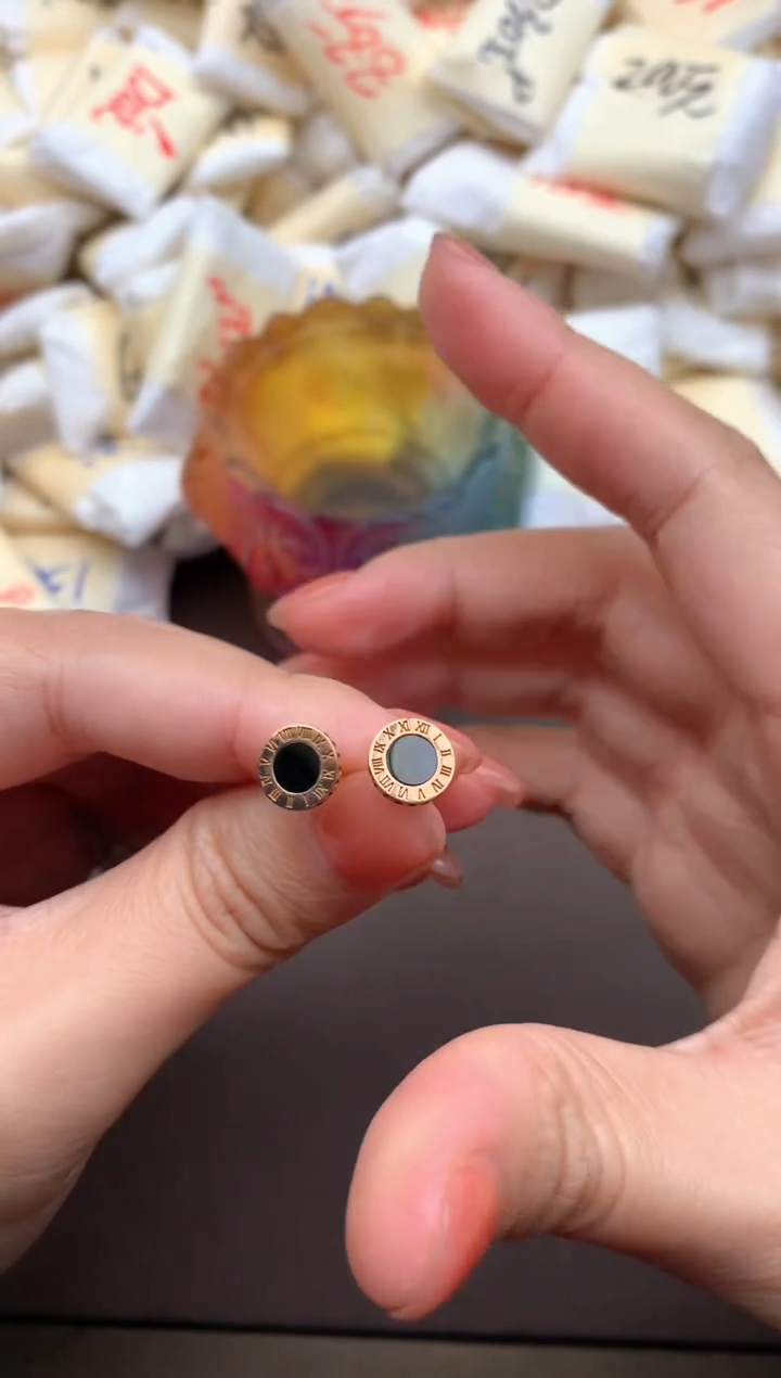 【闪购商品】翡翠耳饰18K金镶嵌(多样性发货)1对