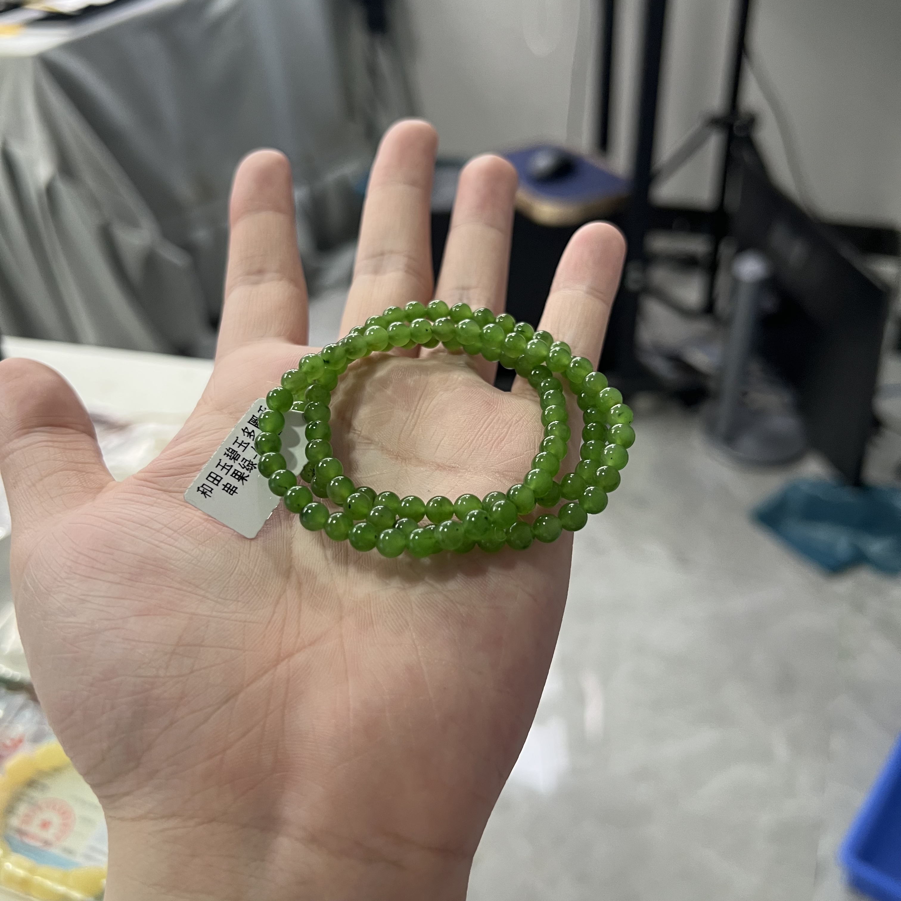 【珠宝厂长】约5mm俄料和田玉碧玉果绿色多圈手串