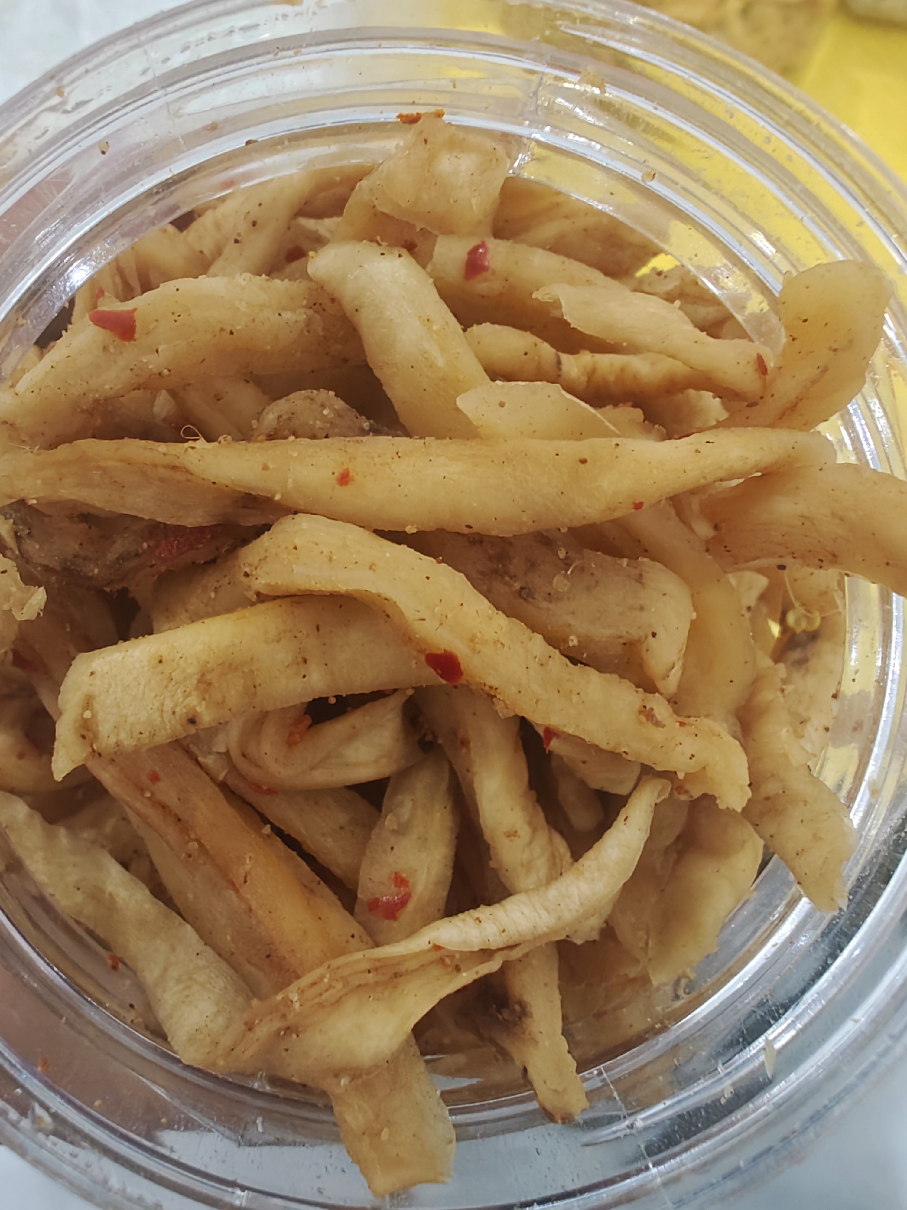 农家自制腌脆萝卜条