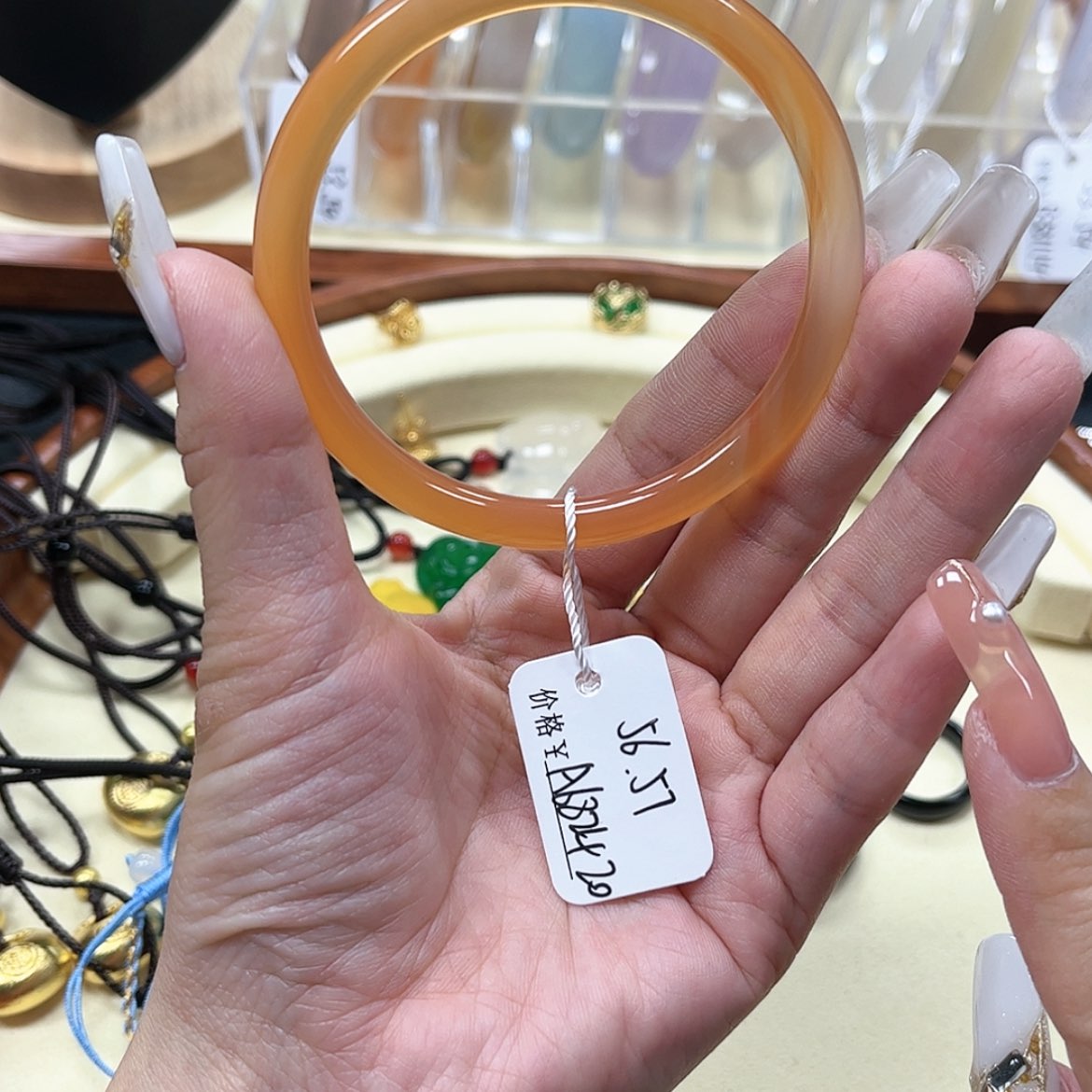 【闪购商品】玛瑙/玉髓手镯未镶嵌?****r