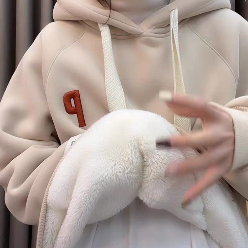 奥特莱斯~外贸冬季余单字母秋冬刺绣连帽新款加绒加厚卫衣女2023