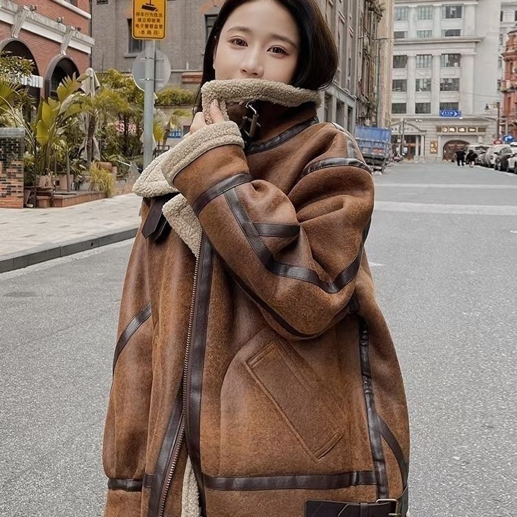 皮毛一体羊羔毛外套女2023秋冬新款宽松复古机车服加厚夹克大衣女