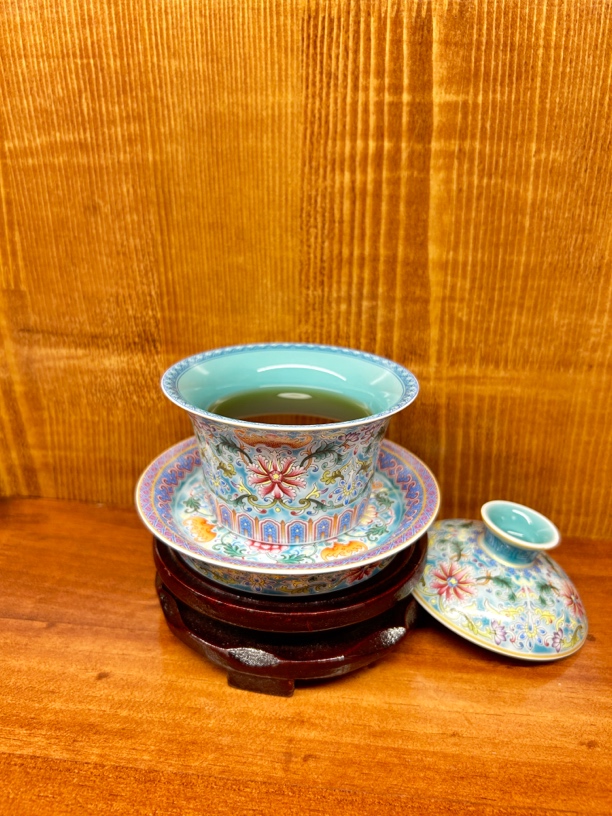 景德镇陶瓷珐琅彩粉彩斗彩主人杯松石绿蝶恋花缠枝马蹄三才盖碗