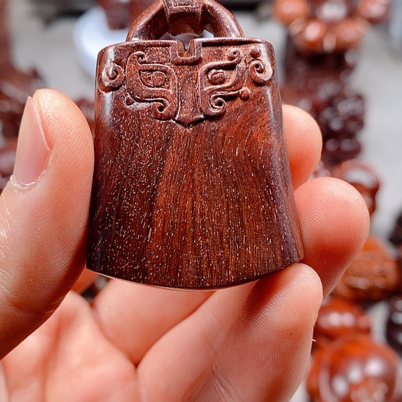 【闪购商品】印度小叶紫檀2君**L