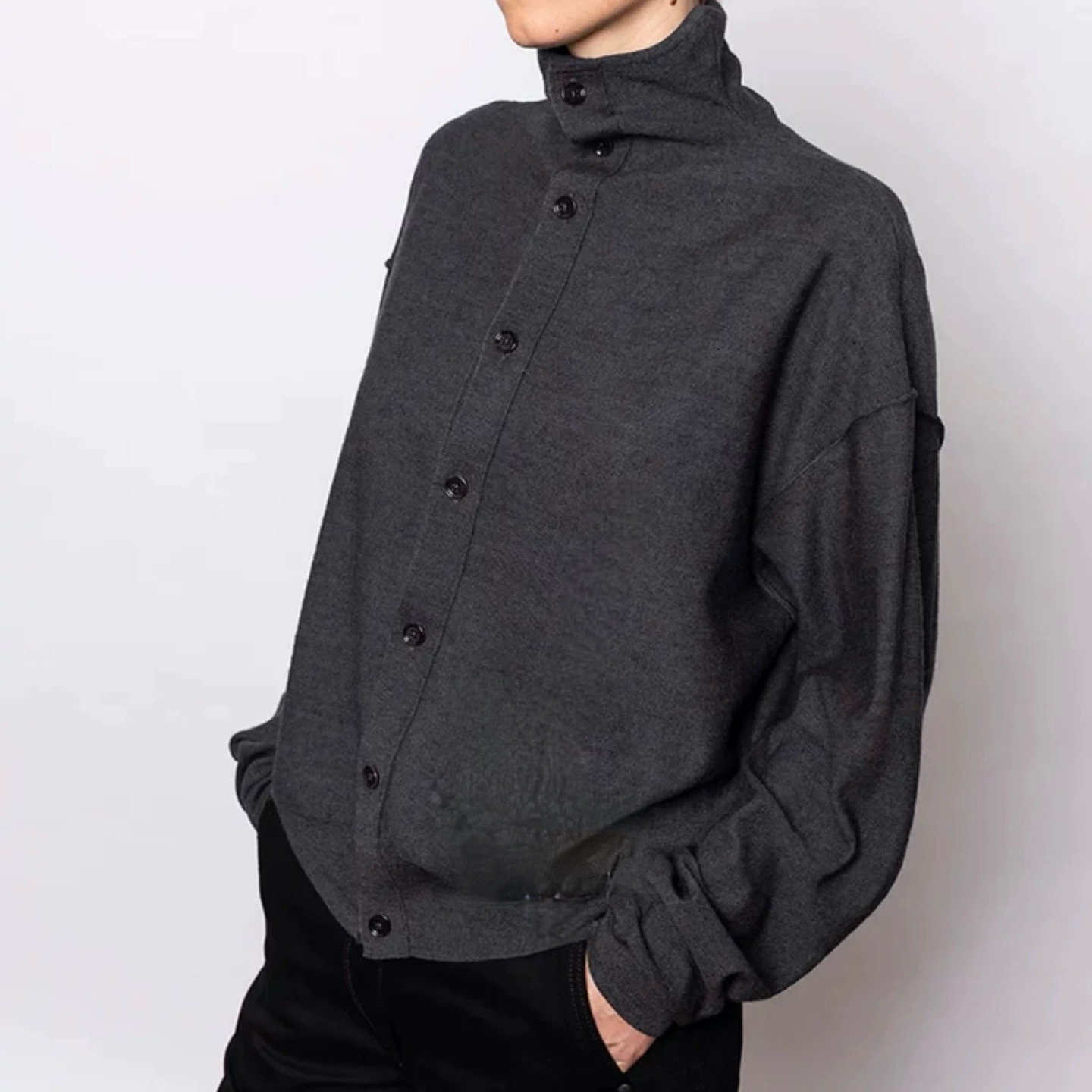 恩佑宁 德国扬子防缩水纱线 整件反针织法 全羊毛高领单排扣开衫