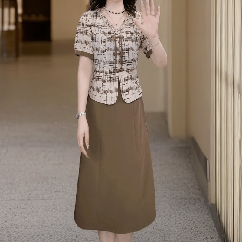 新中式国风复古假两件短袖时尚洋气咖色名媛夏季新款女装连衣裙子