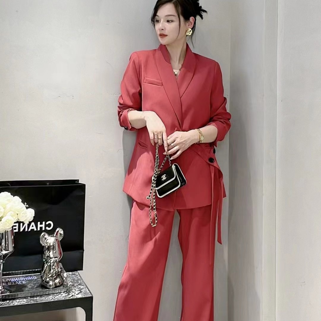 简约侧扣西装套装