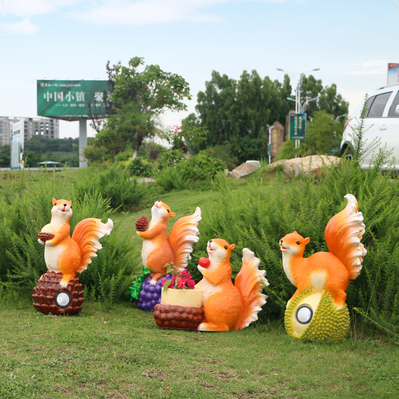 户外商场适用小松鼠花缸太阳能灯雕塑庭院园林景观公园落地摆件