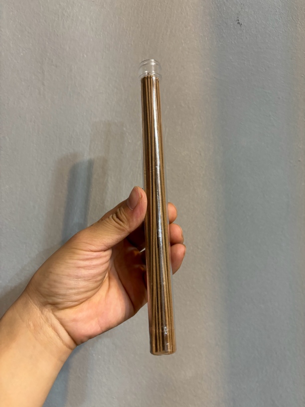 沉香芽庄线香（现场改价.一物一拍，拍好截图）