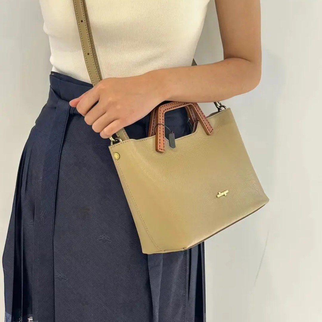 食草堂专柜24新品通勤百塔复古手提包