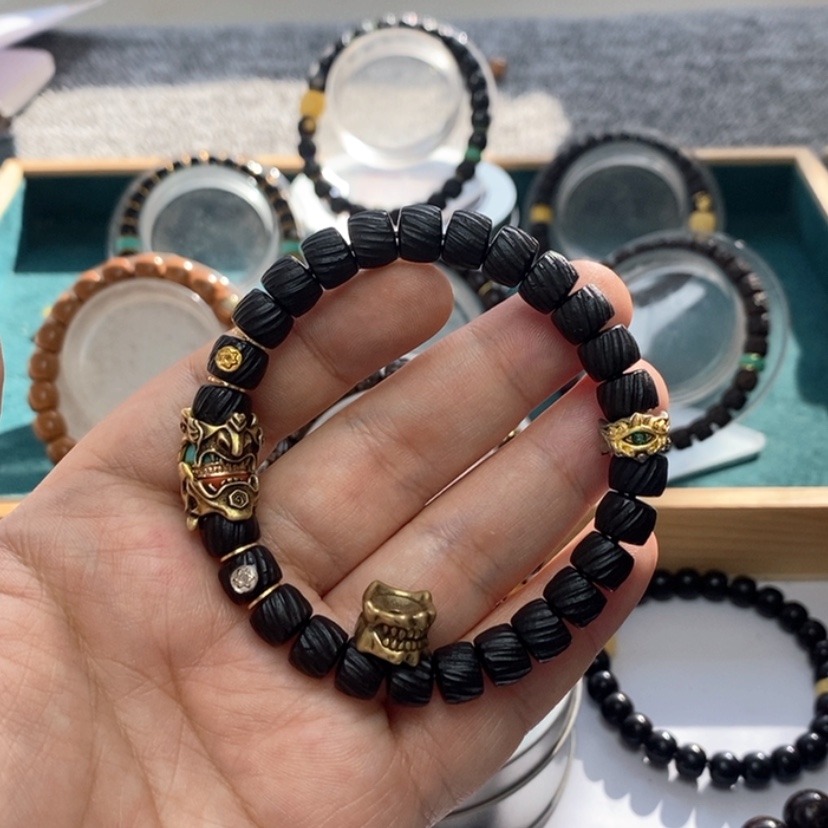 【闪购商品】椰蒂吊坠