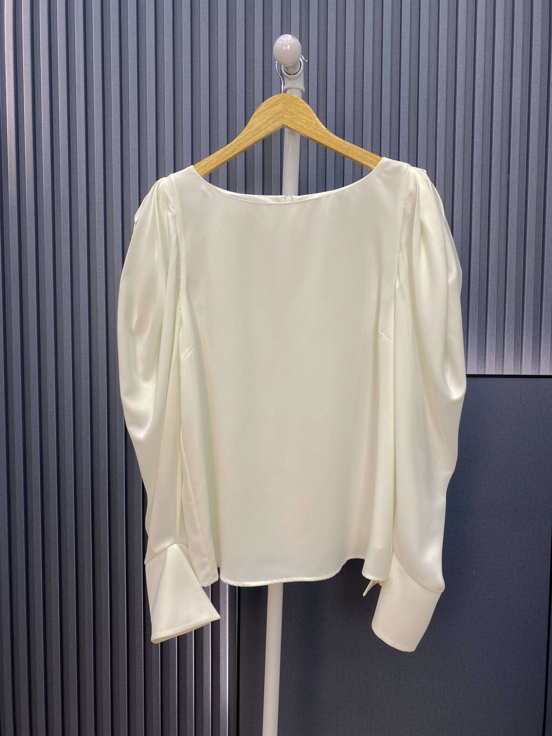  曲琪衬衫   气质修身碎花上衣