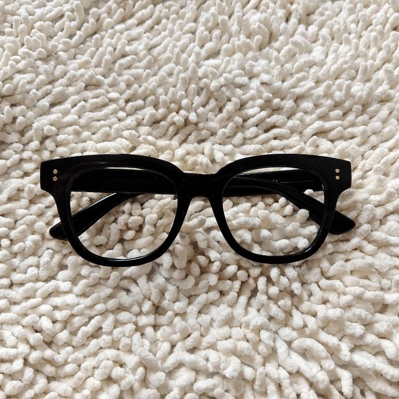  复古眼镜框  围巾配饰